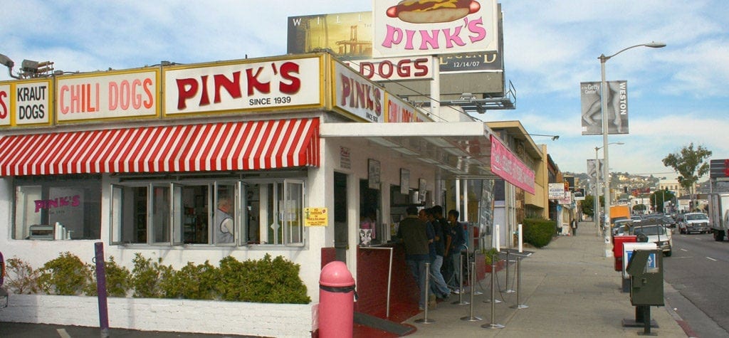 Eat a hotdog like a hitman at Pink’s from 'Mulholland Drive'