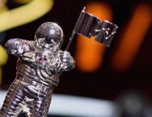 The annual MTV Video Music Awards unfolded in the early hours of this morning, seeing a number of mainstream music artists vying to bag one of those silver astronaut statuettes.