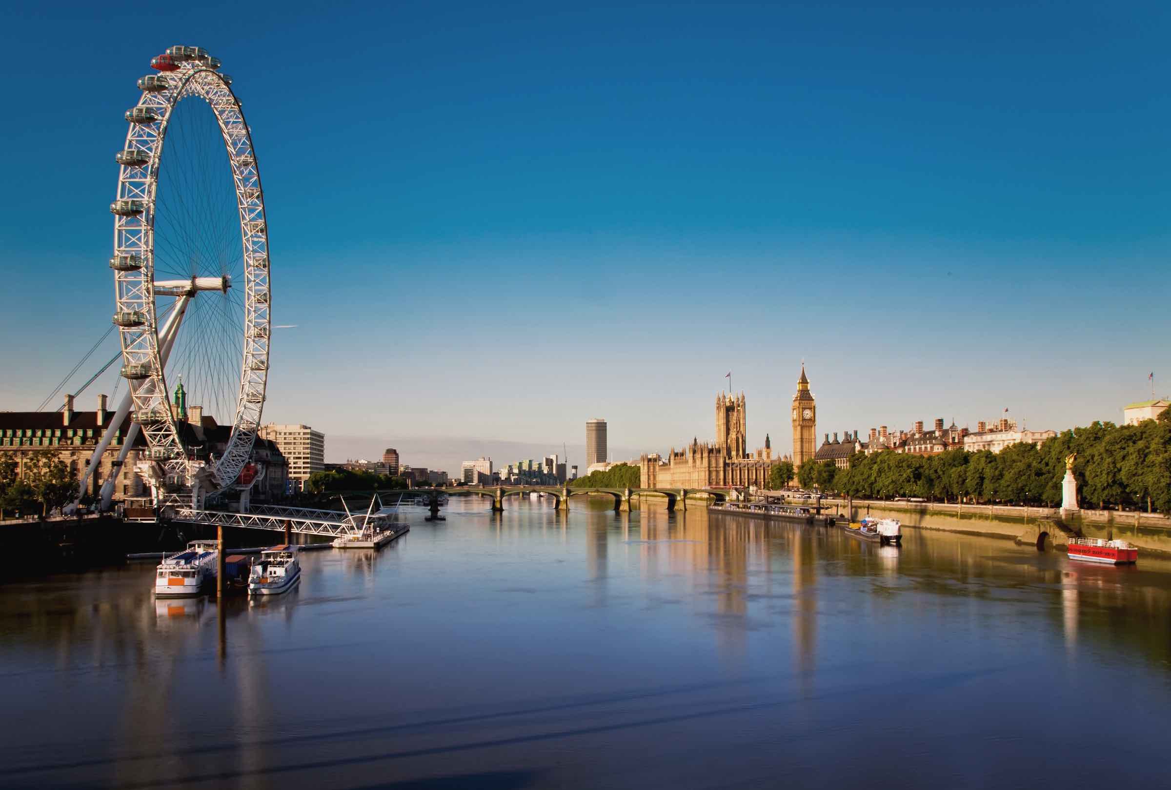 London is a popular setting for movies. Here are the most desirable tourist traps shown on the big screen.