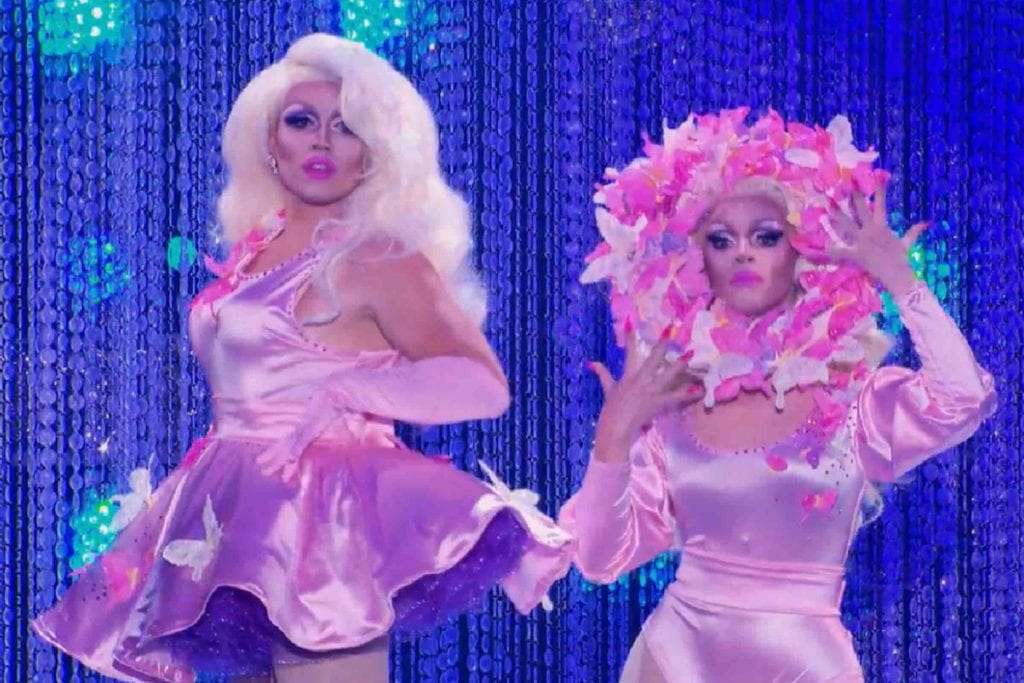 The Super Bowl will feature an ad during the game involving 'Drag Race' alums Kim Chi and Miz Cracker snacking on Sabra hummus. Here's what we know.