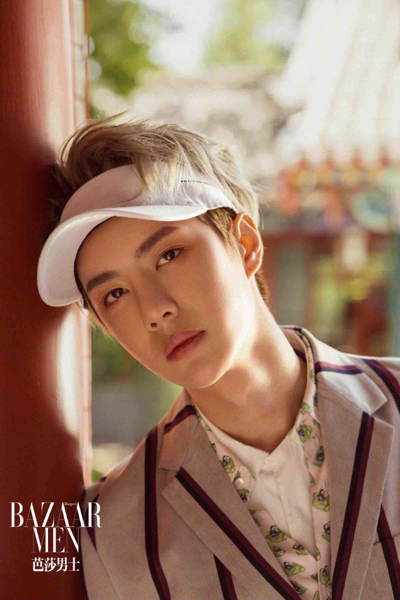 Lucky for you, if you just want to bask in Wang Yibo’s gorgeousness, we have 5 favorite Wang Yibo photoshoots that we’d love to share with you.