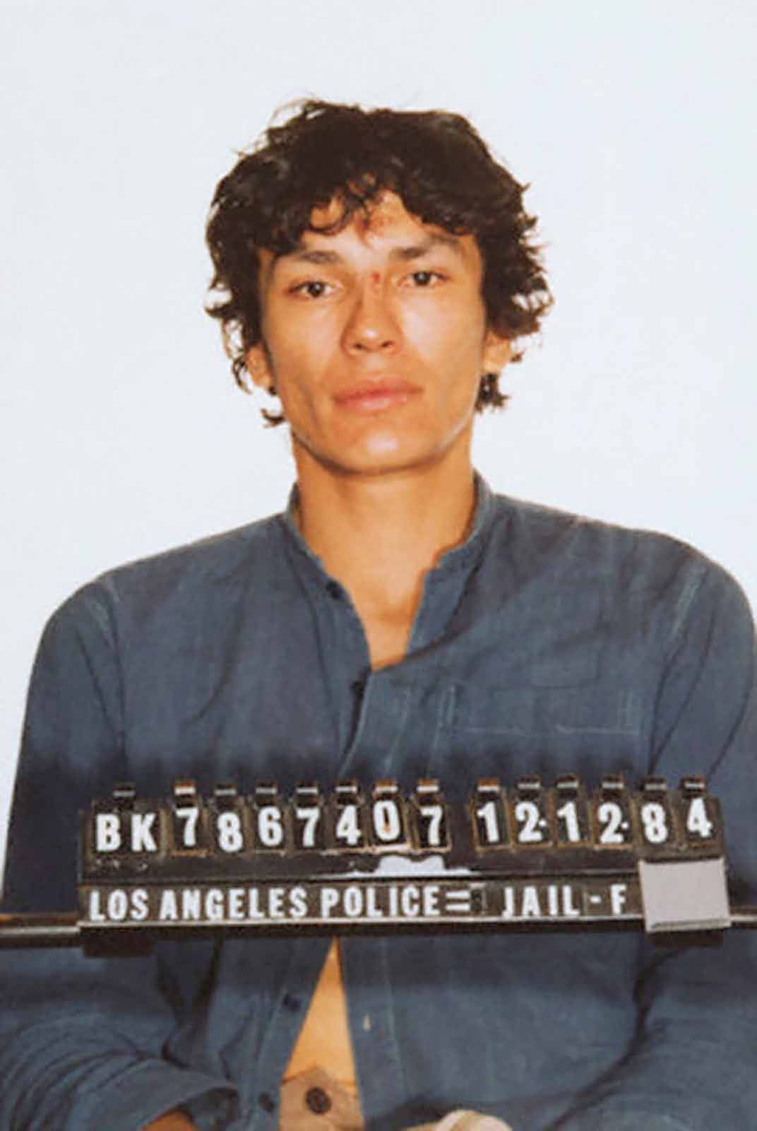 The Night Stalker terrorized LA and San Francisco for nearly two years. But the community were the ones to finally take him down when he messed up.