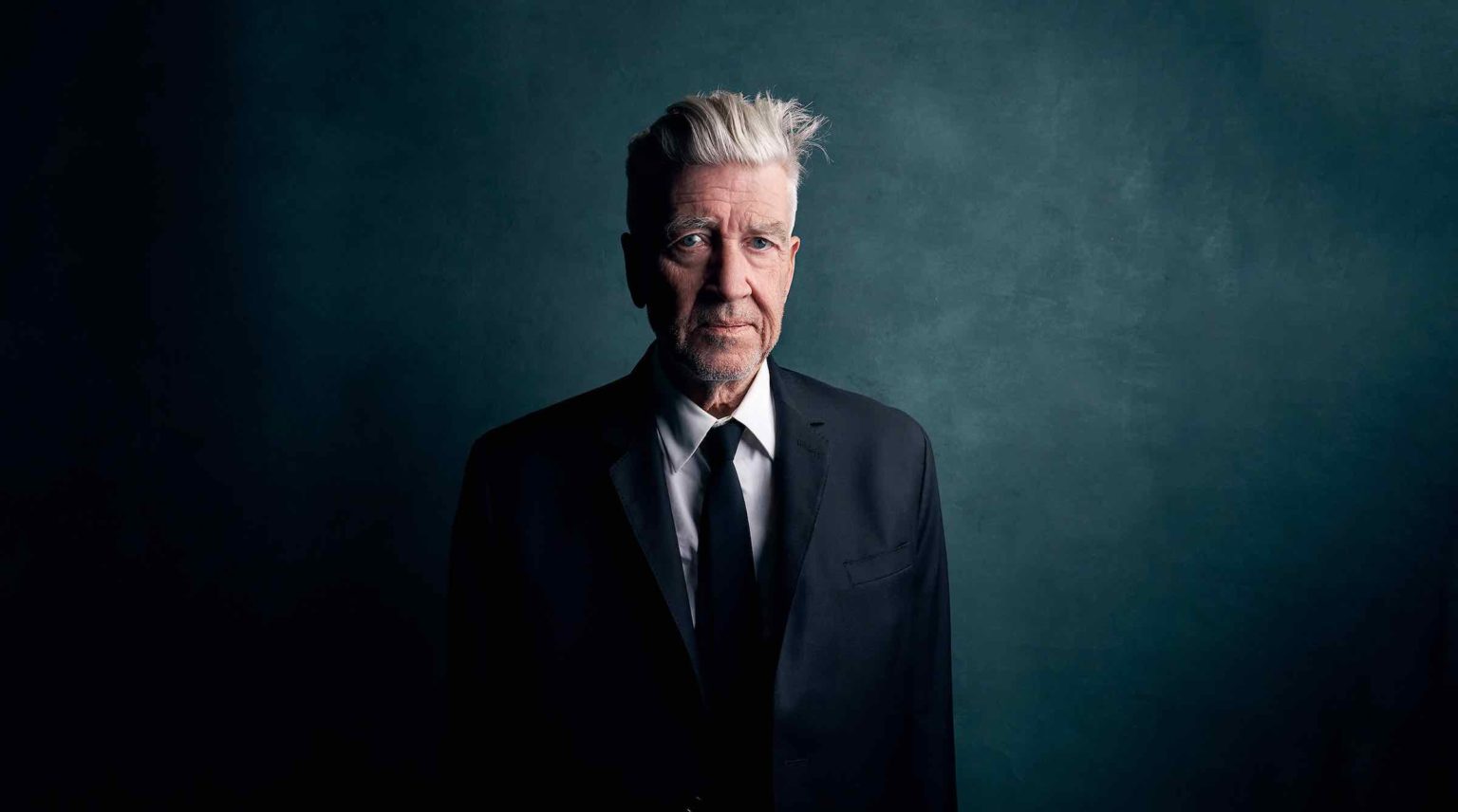 We’re diving right into a list of David Lynch’s most psychologically confounding movies to obsess over. Here's the best David Lynch movies.