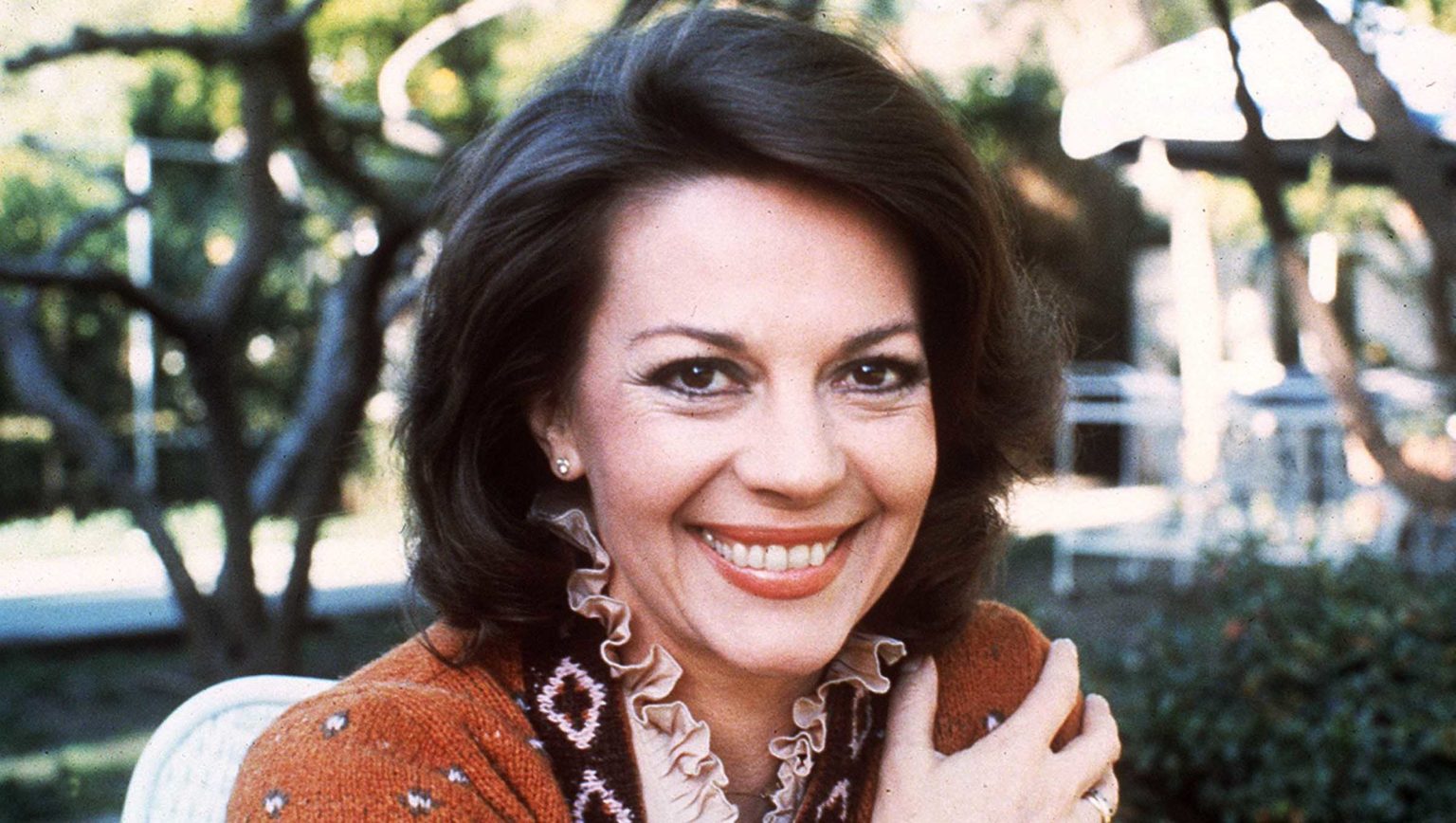 Natalie Wood’s death is one of those understood secrets of Hollywood. Here's everything we know about the tragedy and some interesting evidence.