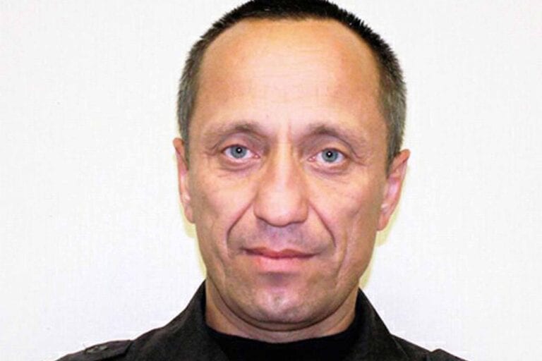 Mikhail Popkov was supposed to be just a police lieutenant. But his hatred for women ended up turning him in to a murderous cannibal cop.