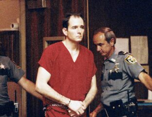 Horror movies based on true crime stories are terrifying. So it's quite shocking to find out the iconic 'Scream' movies are based on the Gainesville Ripper.