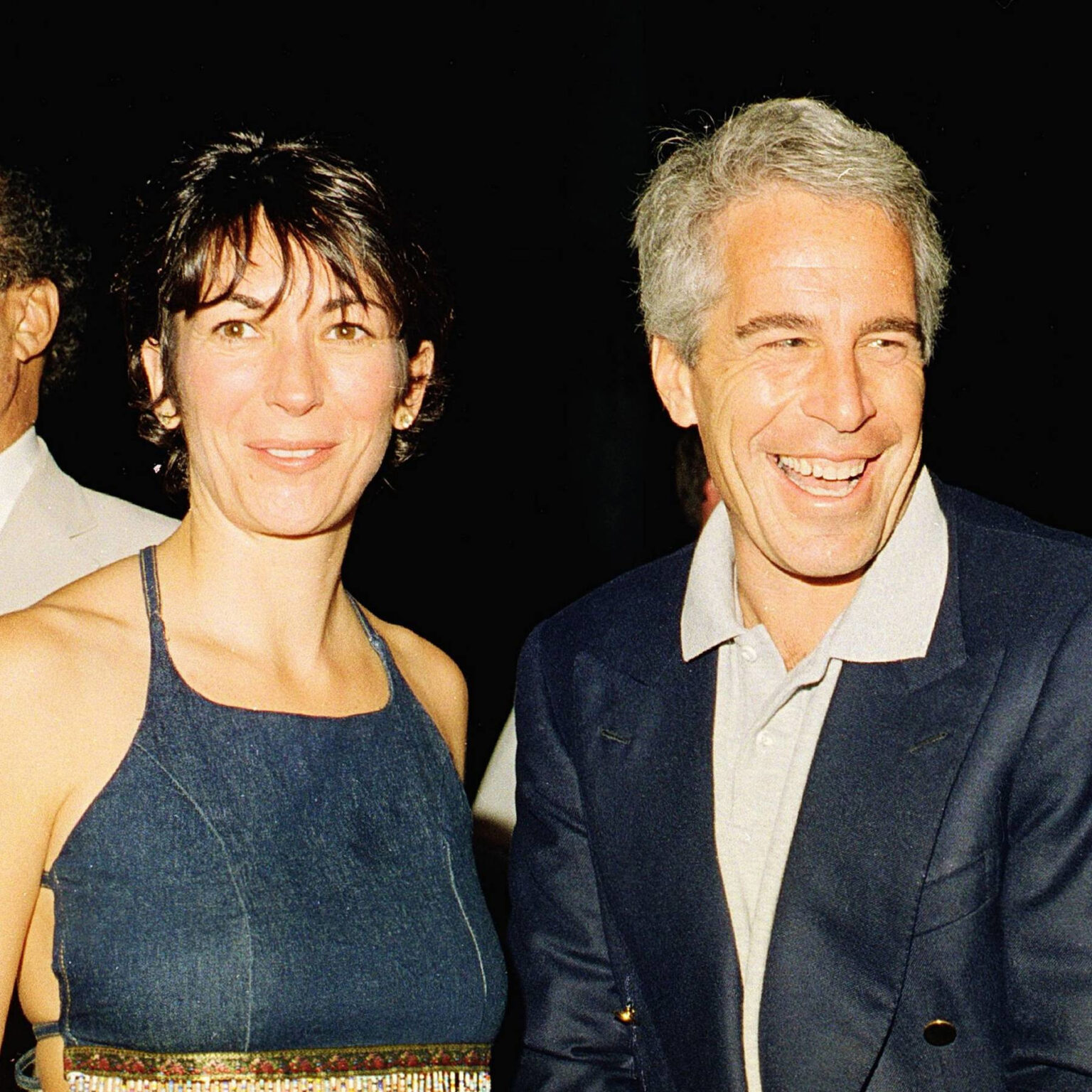 Jeffrey Epstein and Ghislaine Maxwell met in 1991. Let’s take a look at the relationship between Ghislaine Maxwell and Jeffrey Epstein.