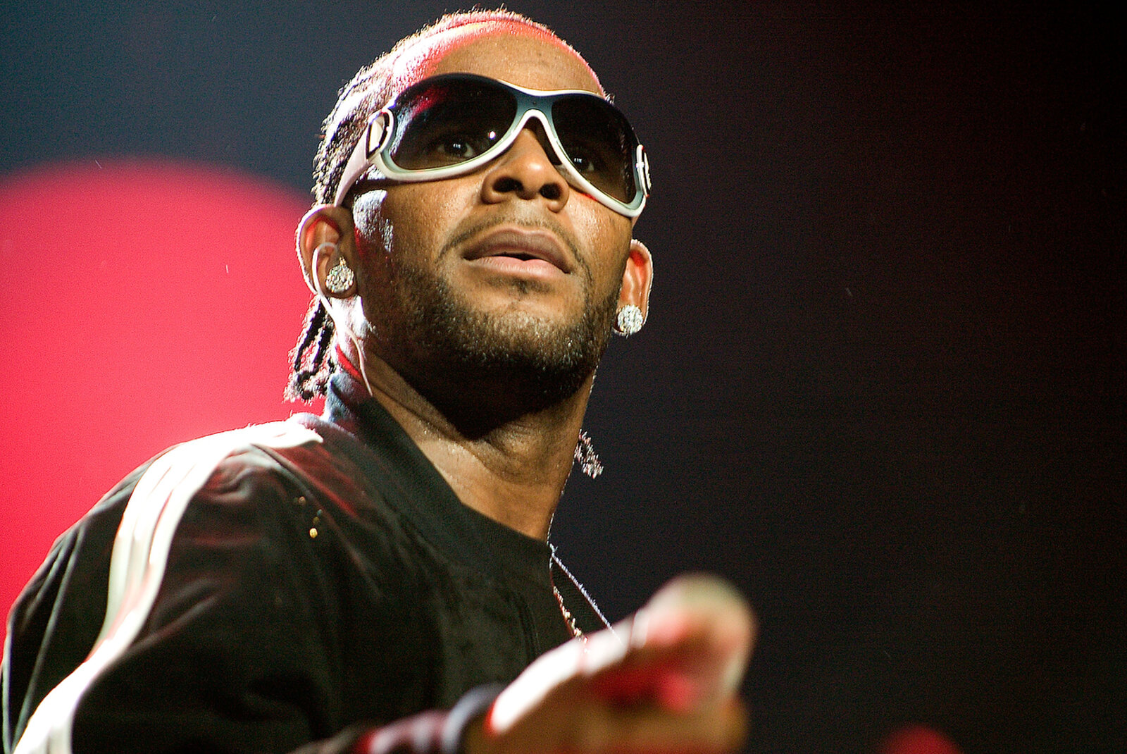 R. Kelly is trying to get anonymous judges for his upcoming trial, but he's doing it only to benefit himself. This news isn't a surprise though.