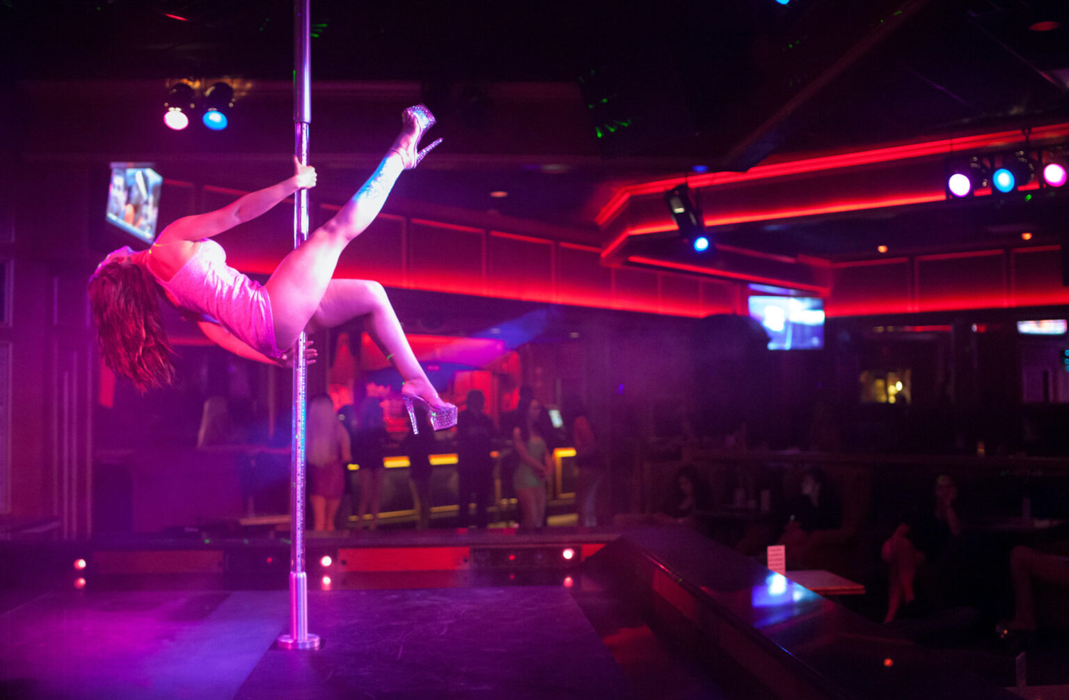 People aren't able to enjoy life's pleasures. Until strip clubs like Vivid Gentlemen’s Club in Houston came along! Here's what we know.