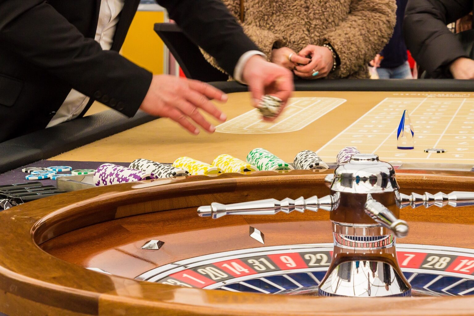 As one of the most dramatic casino games, roulette has unsurprisingly featured in many captivating movie scenes, click here to find out our top 5!