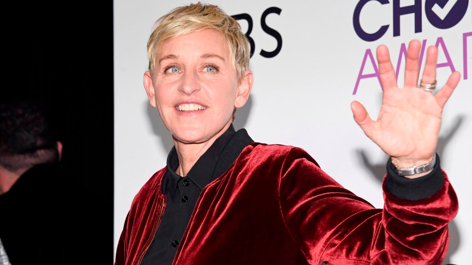 Ellen Degeneres and her wife Portia were hit by a burglar back in July, but the police are telling their neighbors it was an inside job.