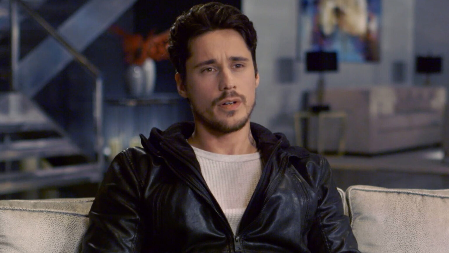 Peter Gadiot is undeniably handsome. We put together some of our his hottest moments in 'Queen of the South' just for the fun of it.
