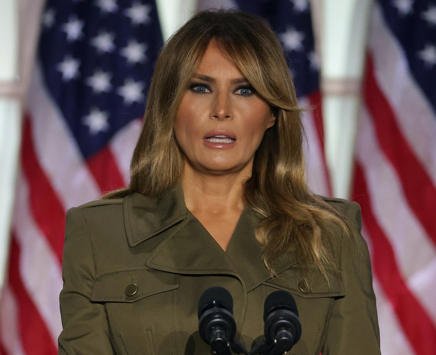 Melania Trump has always been known for being expressionless, but during the RNC, It looked like  she was glitching. So Twitter decided to make it a meme. 