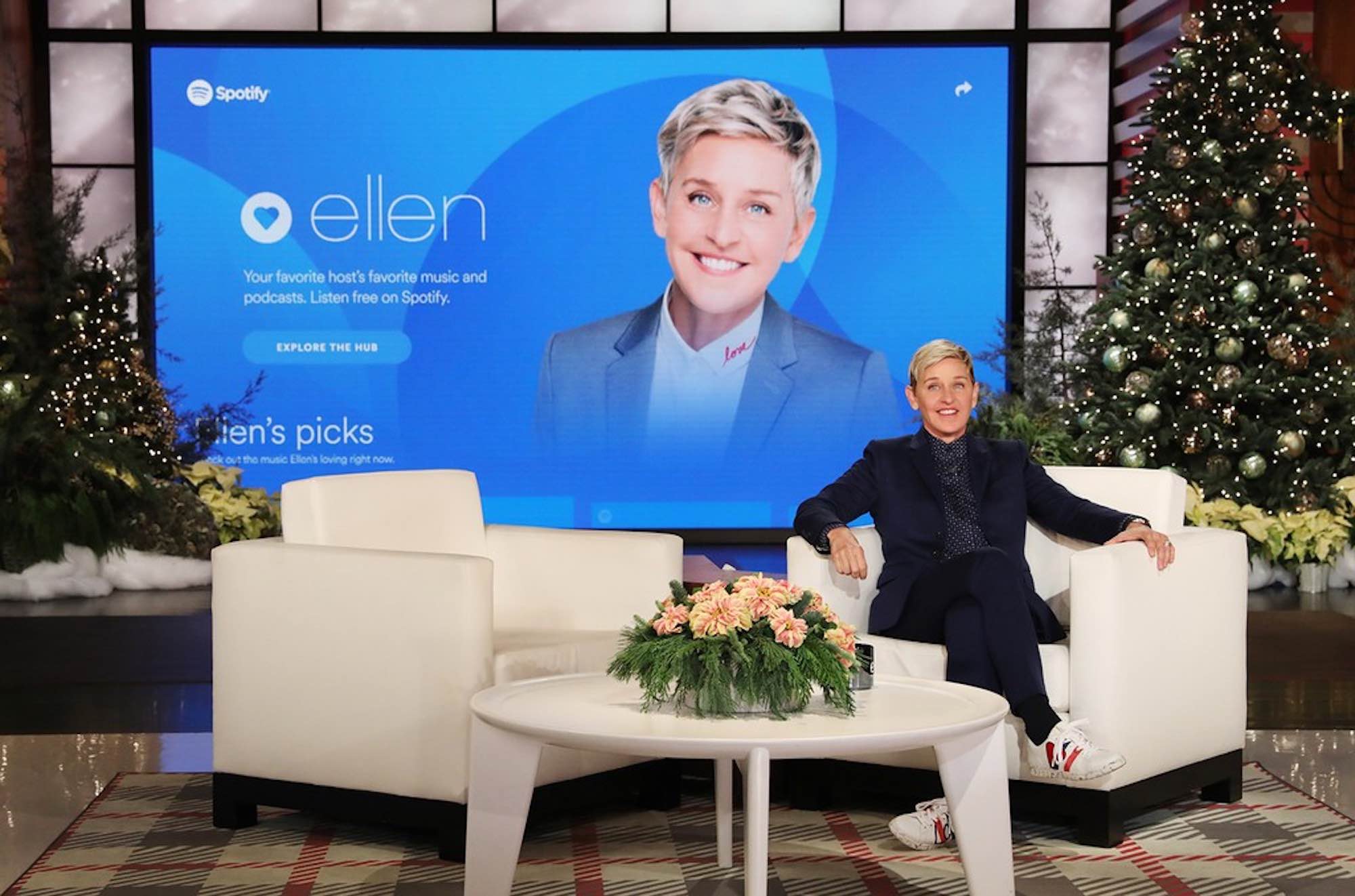 Ellen show. Шоу Эллен ДЕДЖЕНЕРЕС. Американское шоу с Эллен ДЕДЖЕНЕРЕС. Элен делженерис шоу. Эллен ДЕДЖЕНЕРЕС интервью.