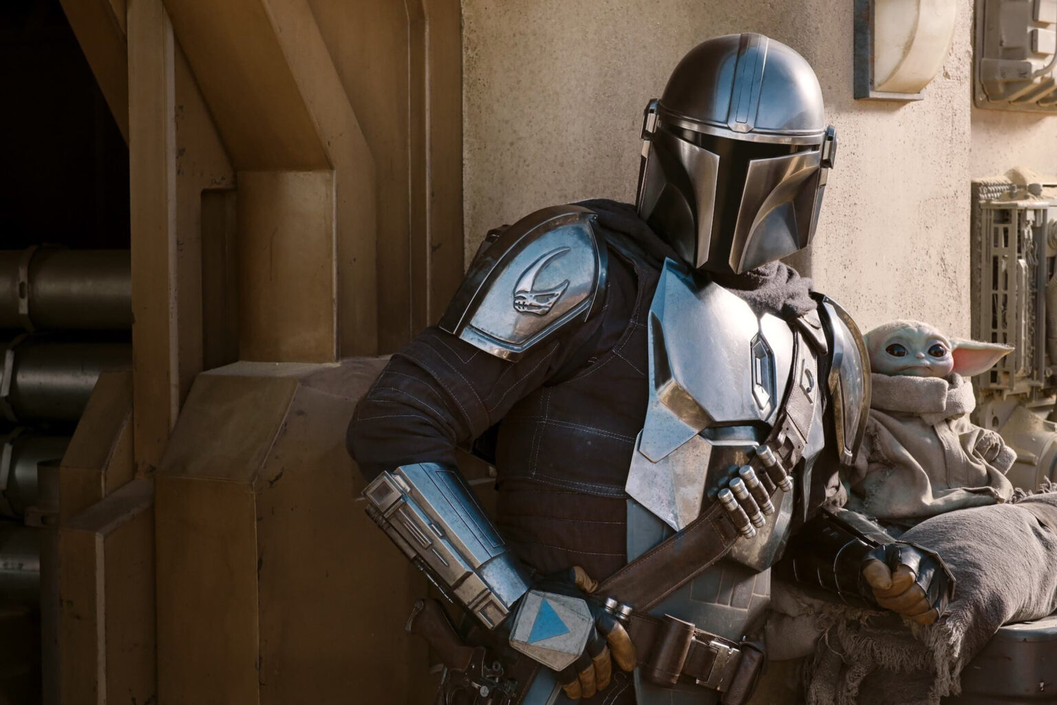 The season 2 trailer for 'The Mandalorian' is here, and we can't stop watching it. Here are our predictions for season 2 based off of the exciting trailer.