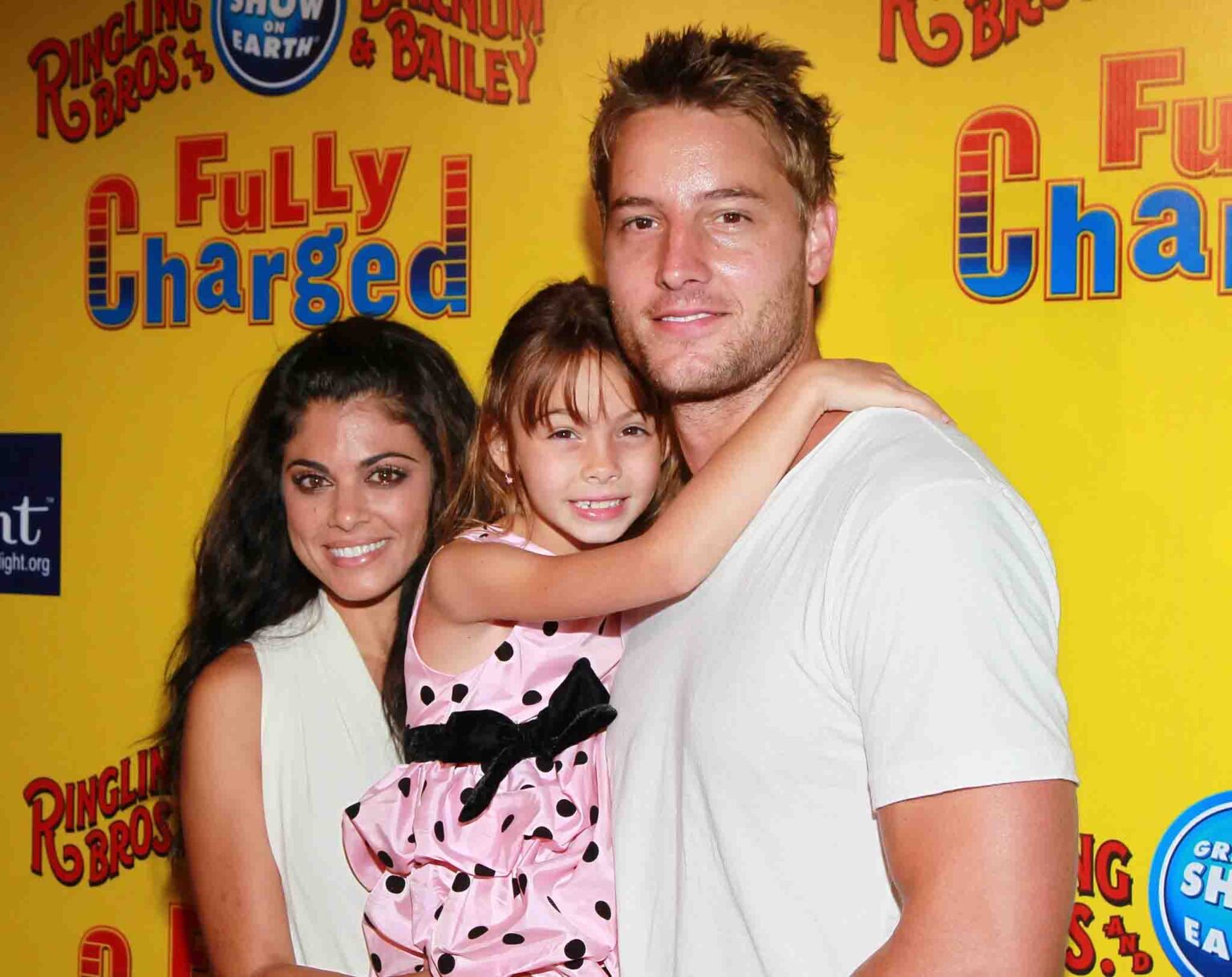 Justin Hartley is a fairly young man, but he's already had two divorces. Here's everything to know about his first wife, Lindsay Korman.