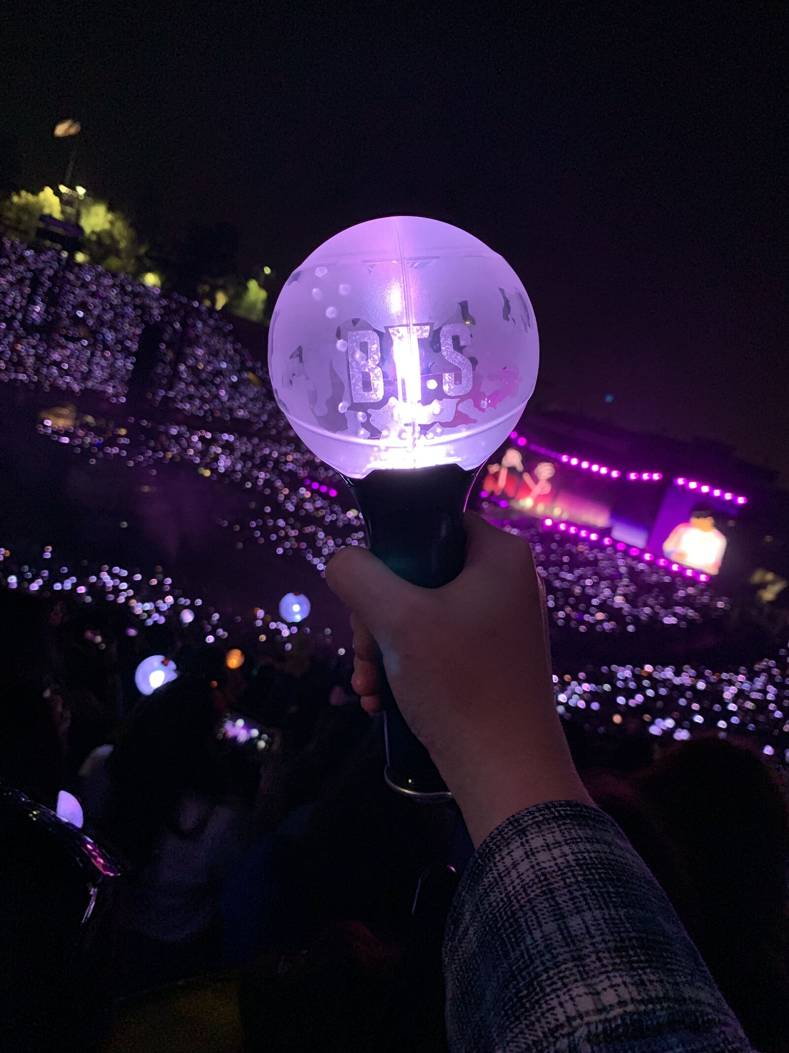 WTF is a BTS  ARMY  Bomb  Inside the exclusive band 