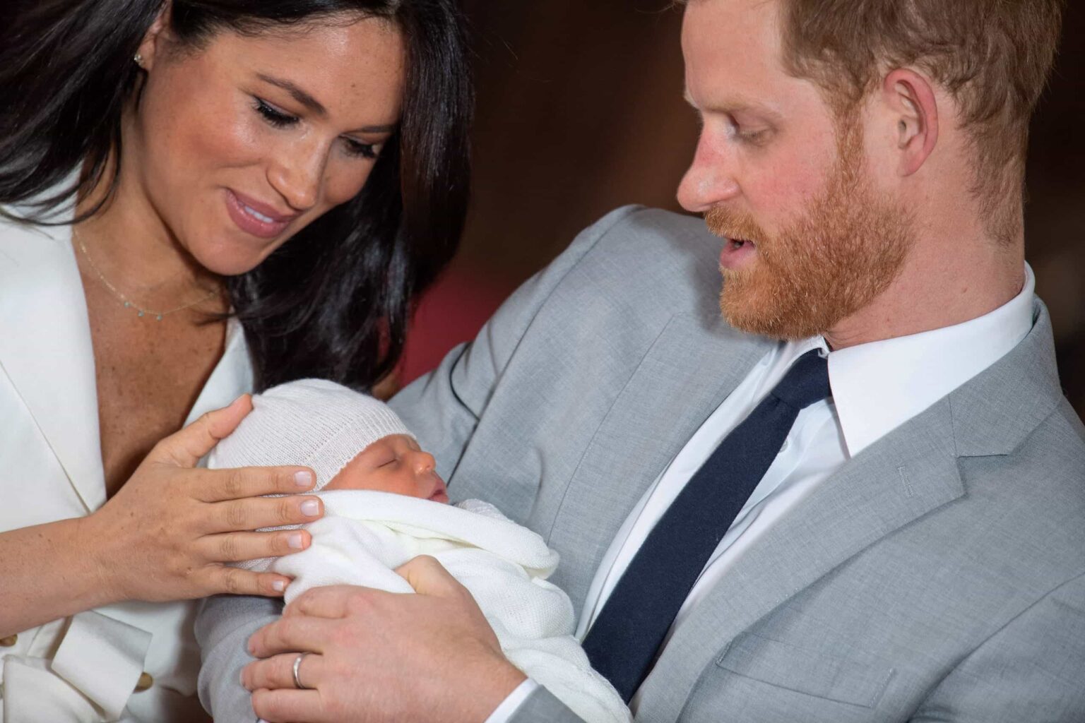 Prince Harry and Meghan Markle like their privacy. Discover how they’ve kept their son Archie out of the spotlight.