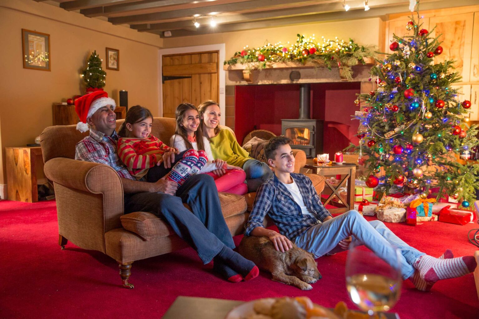 ¿Ya tienes el espíritu navideño a tope? Checa estas películas de navidad para festejar durante todo el mes.