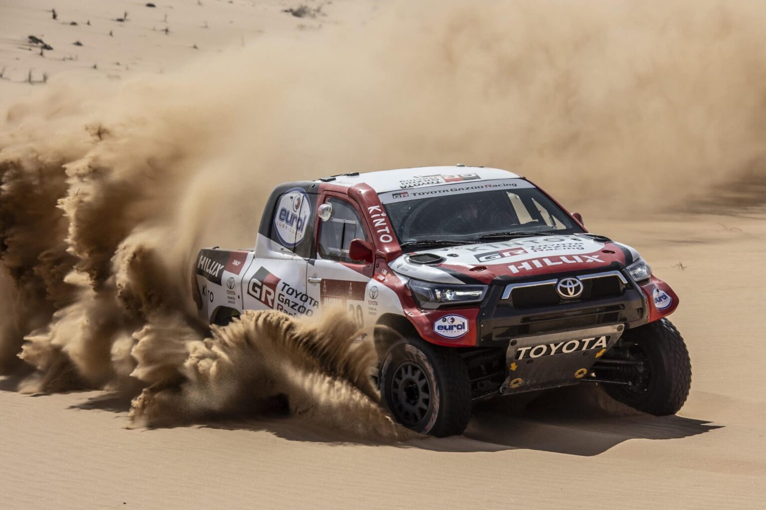 4,657 kilometers of hazardous off-roading, more than five hundred competitors, only one winner. Find out how to watch the big finale of the Dakar Rally!