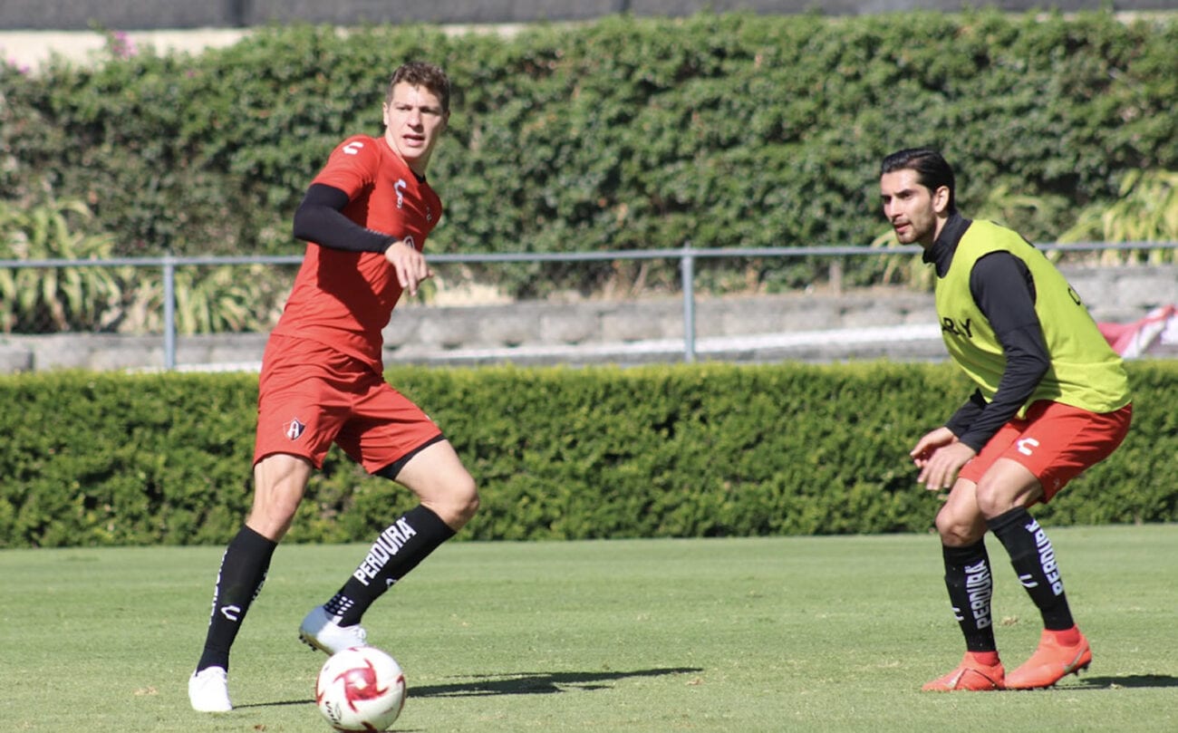 ¿Seguirá la malaria en la madriguera? Entérate cuándo podría regresar Julio Furch luego de su fractura en el amistoso Atlas vs Leones Negros.