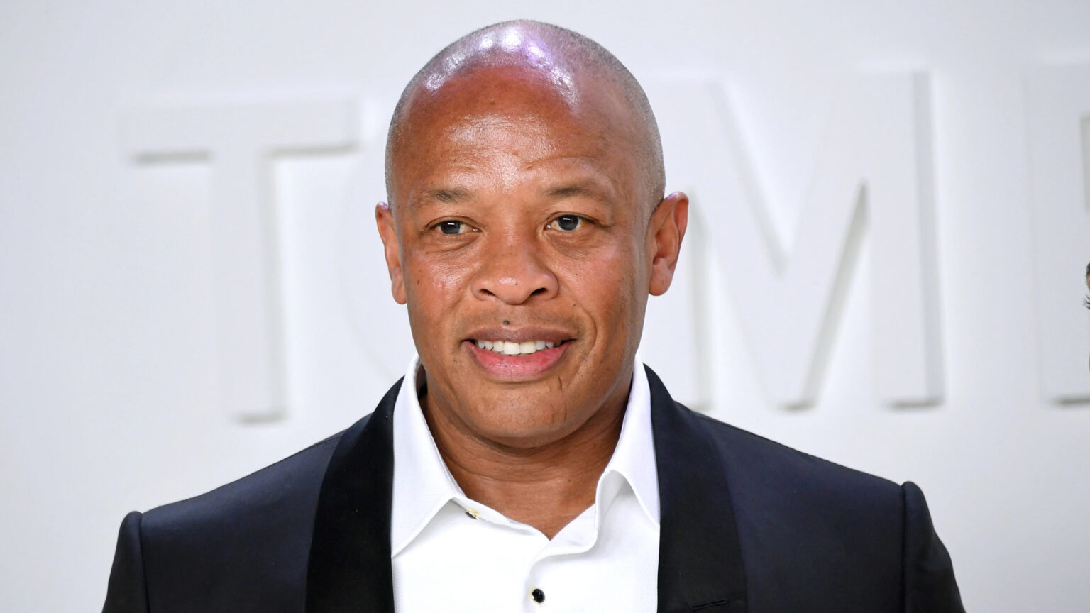 Dr. Dre 'The Chronic' rapper is doing well after being hospitalized for a brain aneurysm. Why are thieves involved?