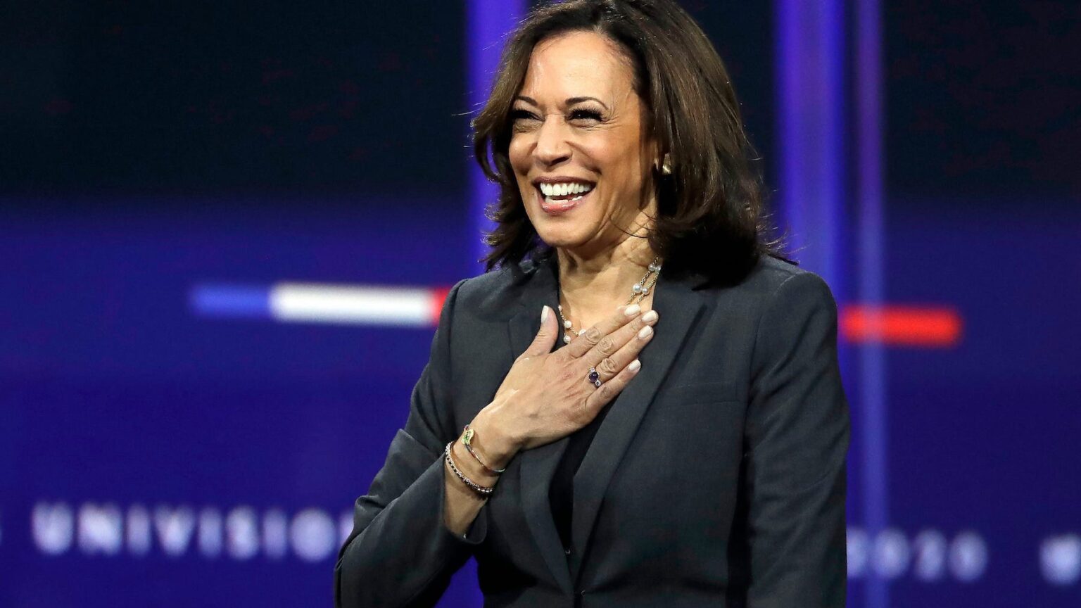 With the Inauguration Ceremony just hours away, Joe Biden & Kamala Harris are the talk of the town. What is Harris's net worth?