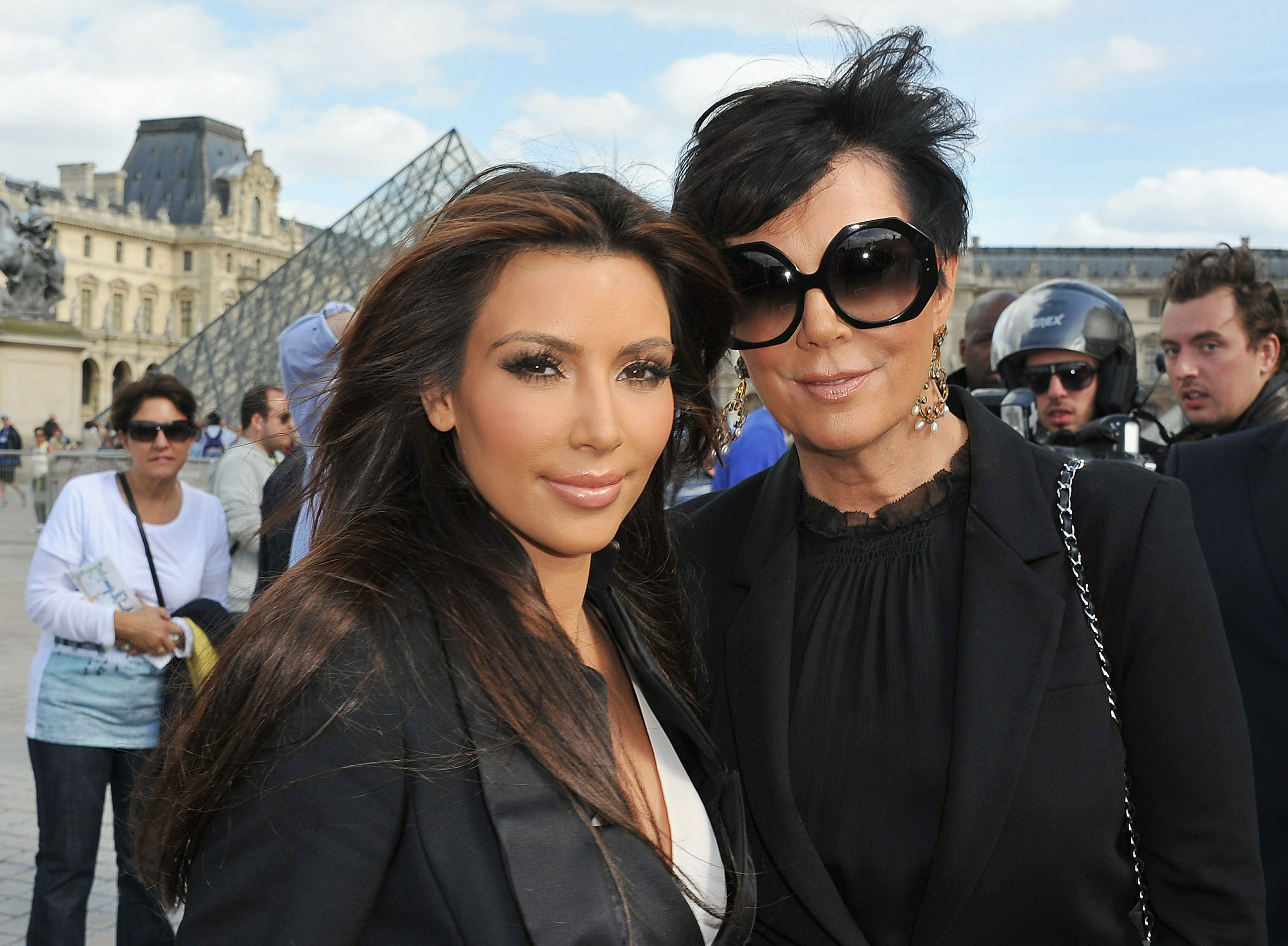 Is Kris Jenner Forcing Kim Kardashian To Get A Divorce Film Daily