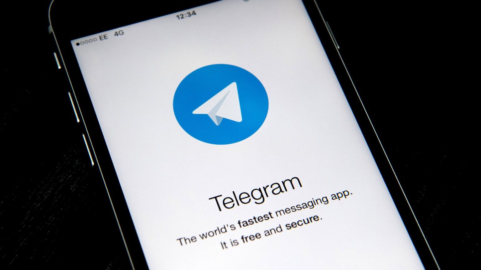 Despídete de WhatsApp y sus mentiras. Checa estos grupos de Telegram y sácale ventaja a la mejor app del internet.