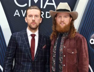 TJ of the country band Brothers Osborne came out as gay and Twitter was full of support. Here are the best reactions.