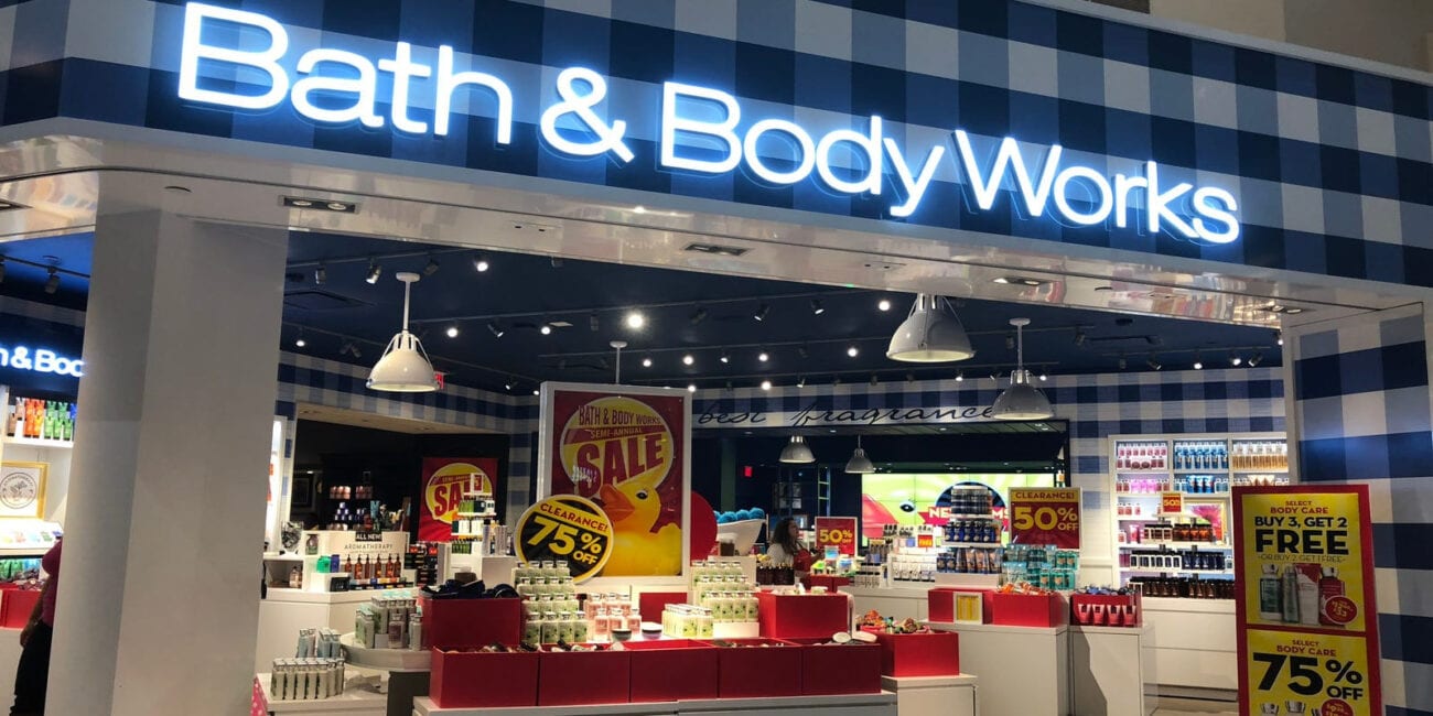 It might be late for Candle Day, but the action heated up at a Bath and Body Works. Dive into the brawl that went viral in Arizona.