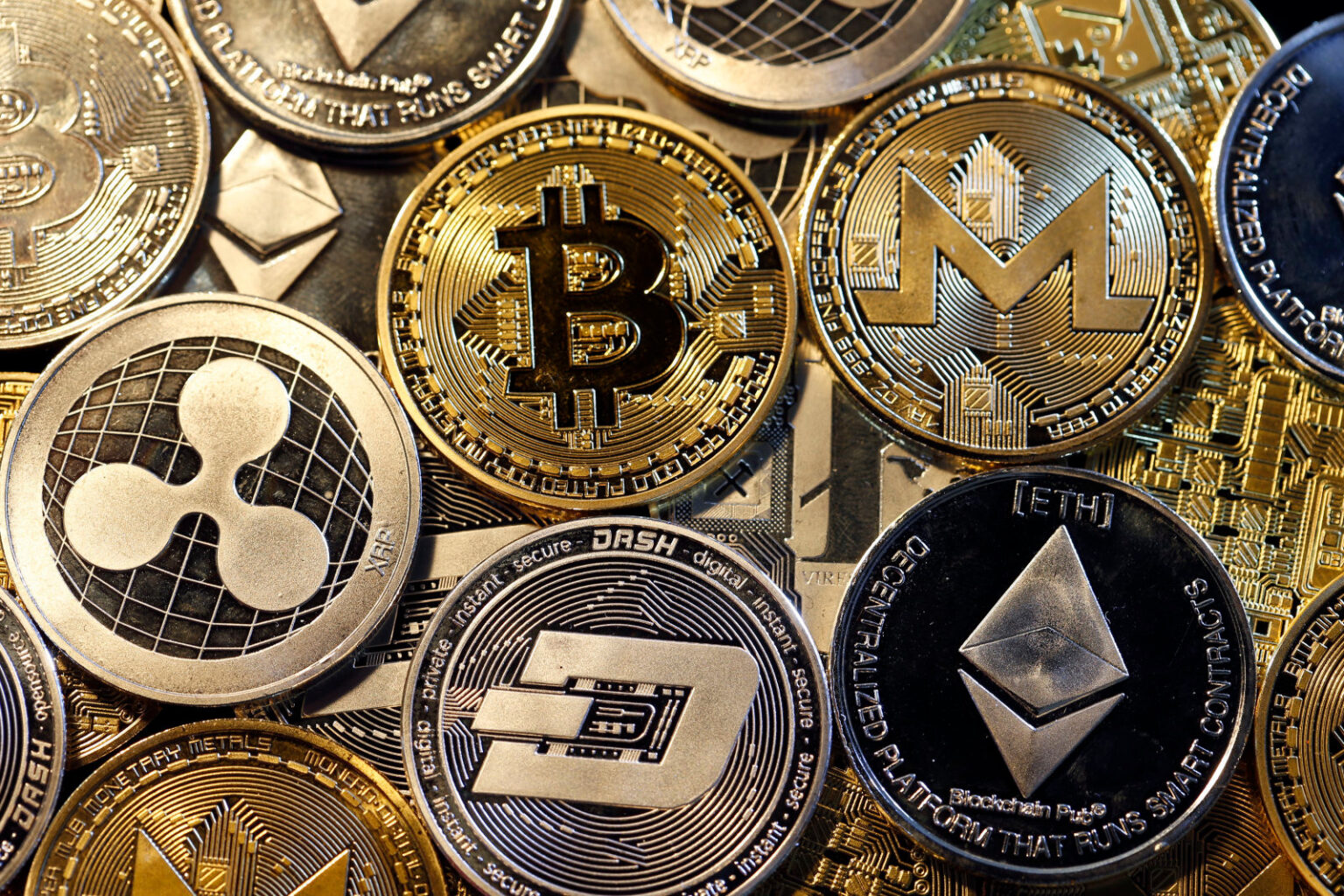 Don’t want to put all your investment eggs in the Bitcoin basket? Cash in with these other types of cryptocurrencies.