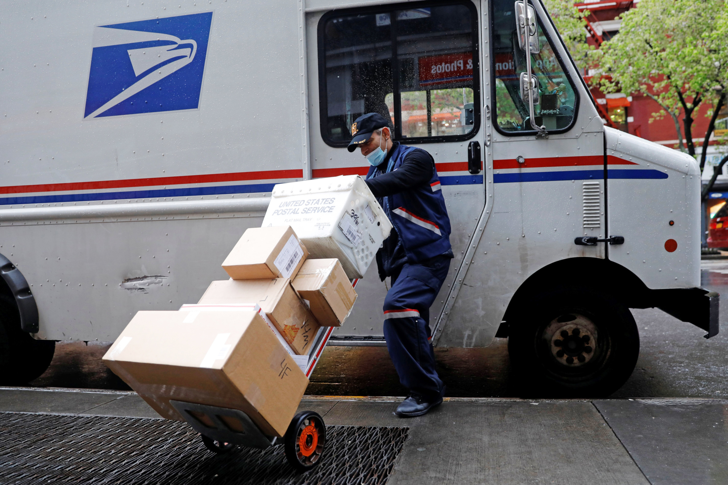Are USPS delays getting worse? See the new plan for the postal service