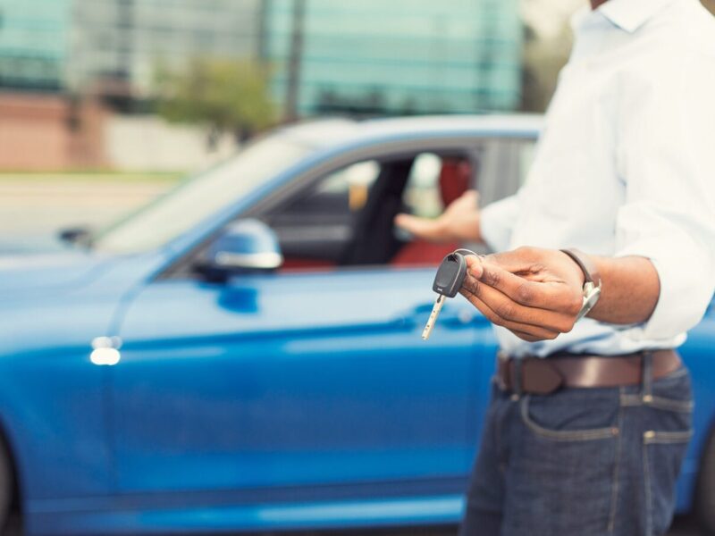 Are you ready to turn your cash into a car? Buying cars in the UAE have never been easier! Here's all the tips and tricks for your next purchase.