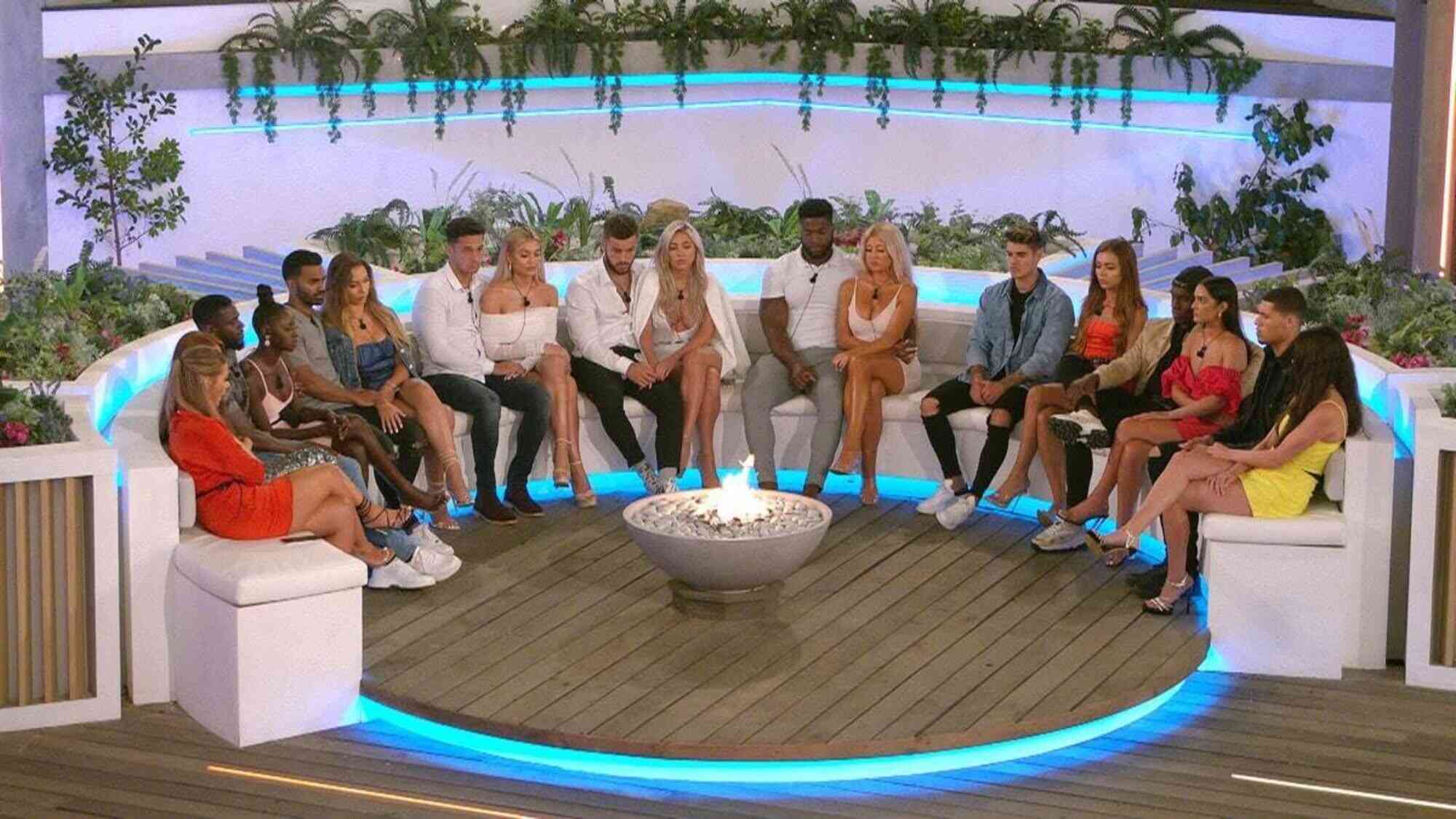 Loving island. Love Island. Love Island Season 6. Рокко Айленд. Rocco's Island.