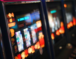 Online slots come with tons of different bonuses. Here are some tips on how to secure awesome bonuses.