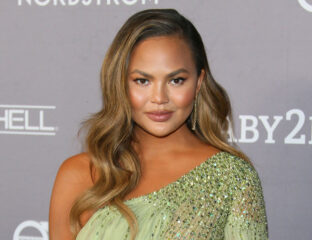 Chrissy Teigen returns to Twitter almost a month after her retirement. Laugh at these tweets 