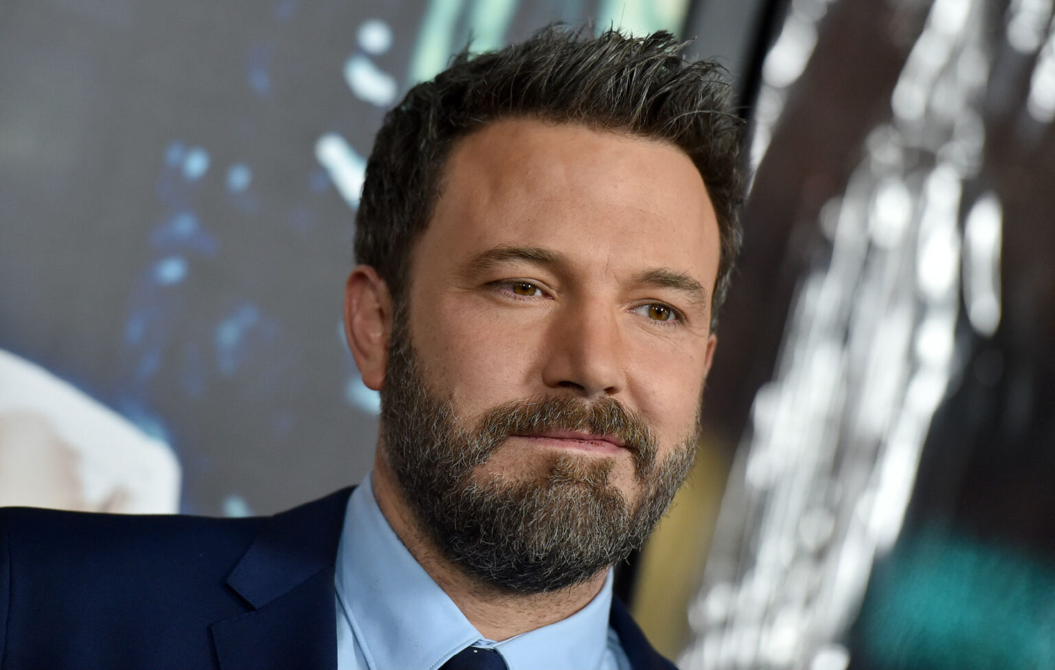 Ben Affleck doesn't have a girlfriend and maybe now we know why. Swipe right on this hilarious story of online dating among the Hollywood elite!