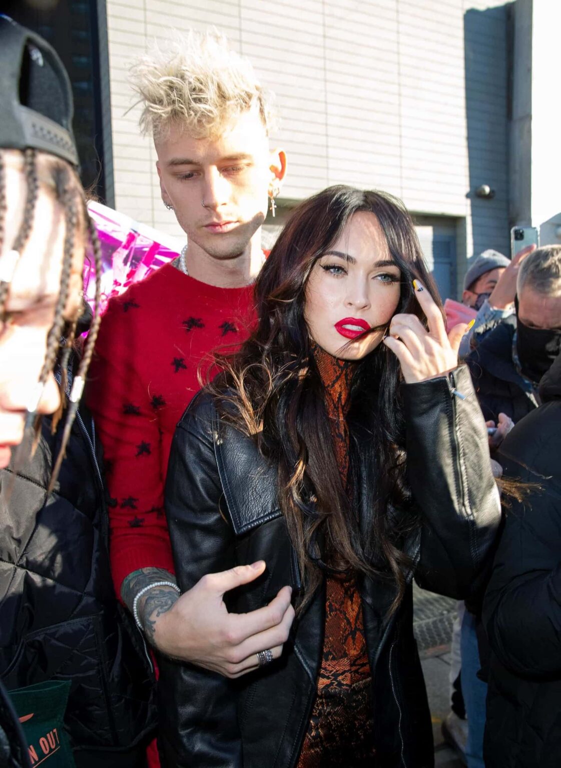 Megan Fox and Machine Gun Kelly are perfect for each other, as proved by the gifts they exchange. Read all about MGK's intensely romantic necklace!