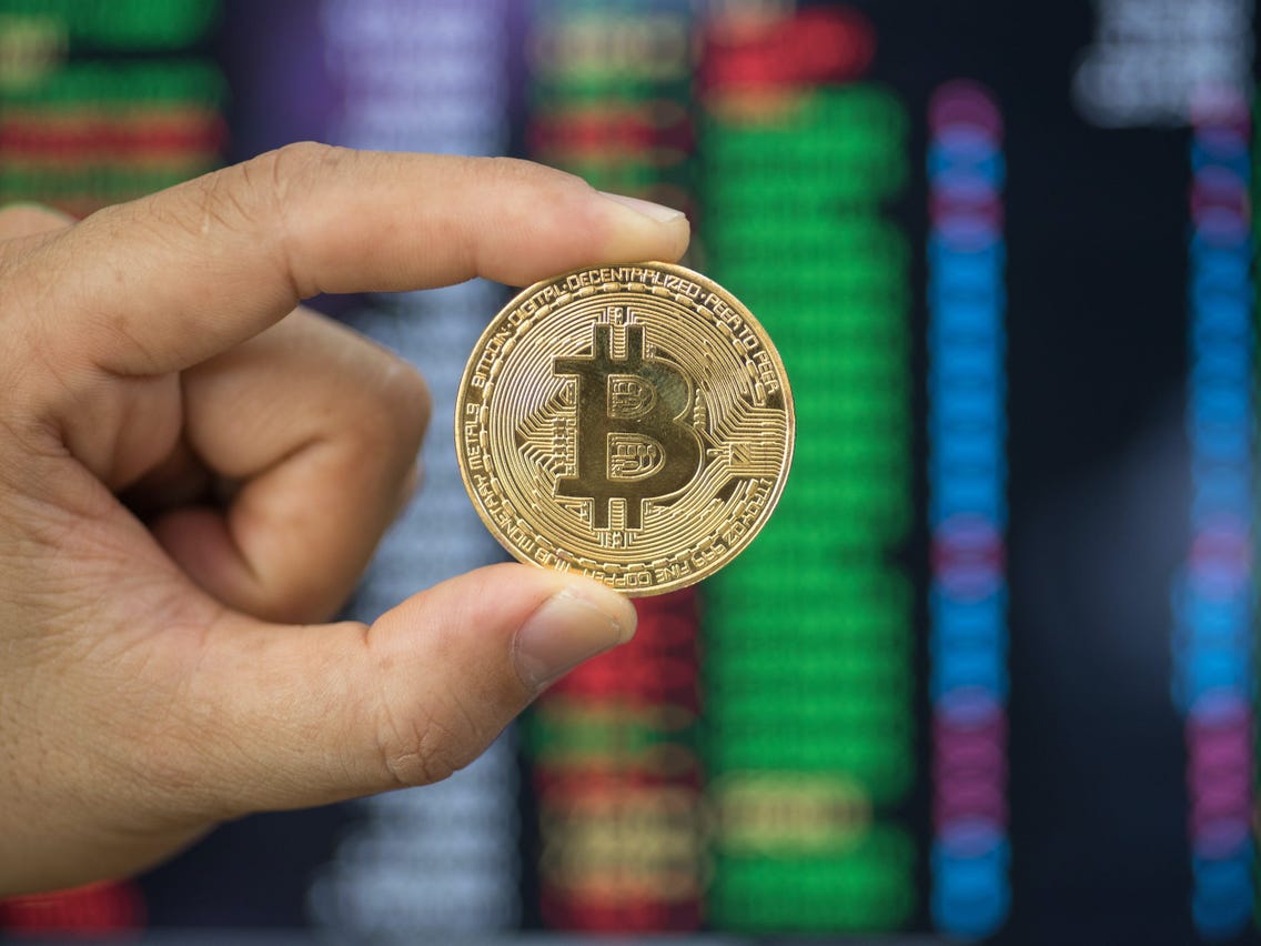 Bitcoin is growing in popularity. Here are some helpful tips on how to get into Bitcoin investing and how to maximize profits.