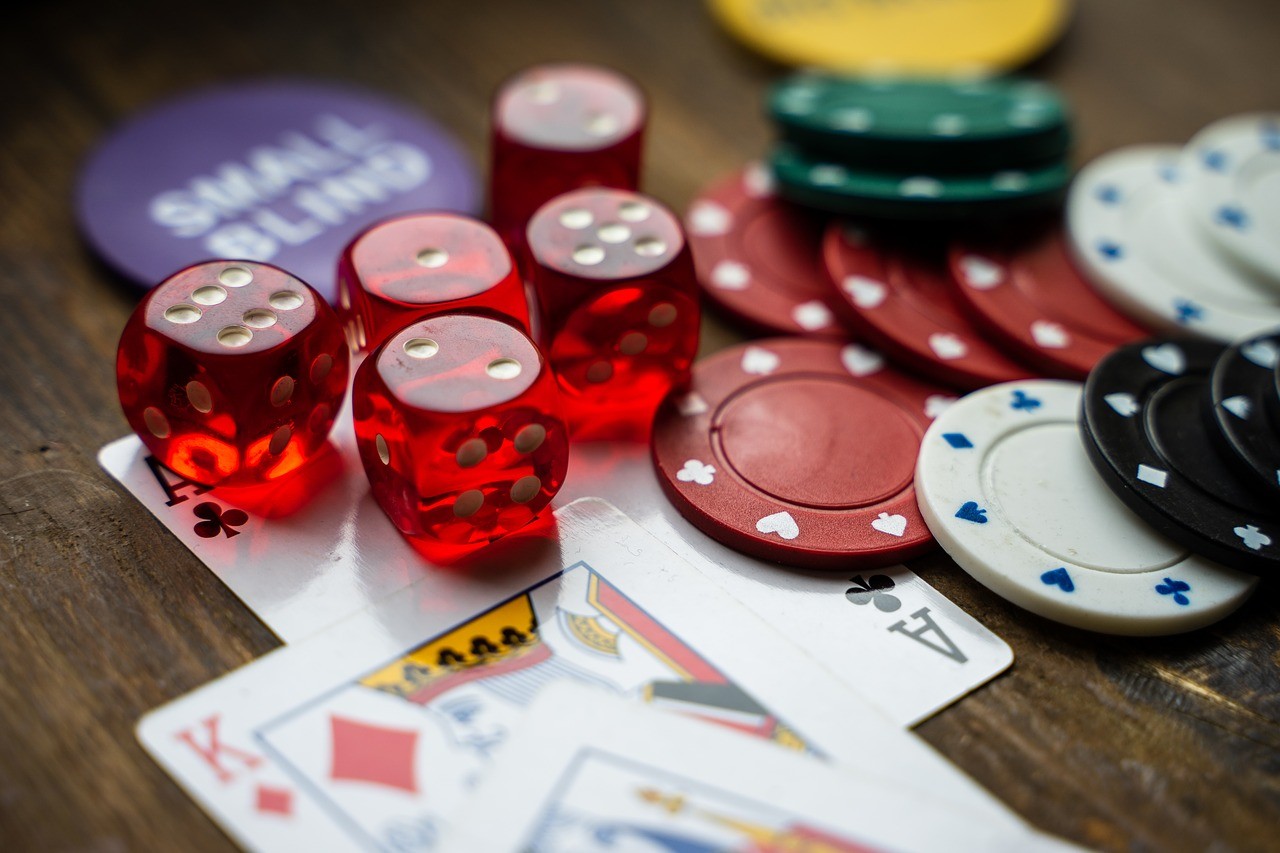 Online casinos are getting more popular with each day. Find out which online casino is best for you with our guide.