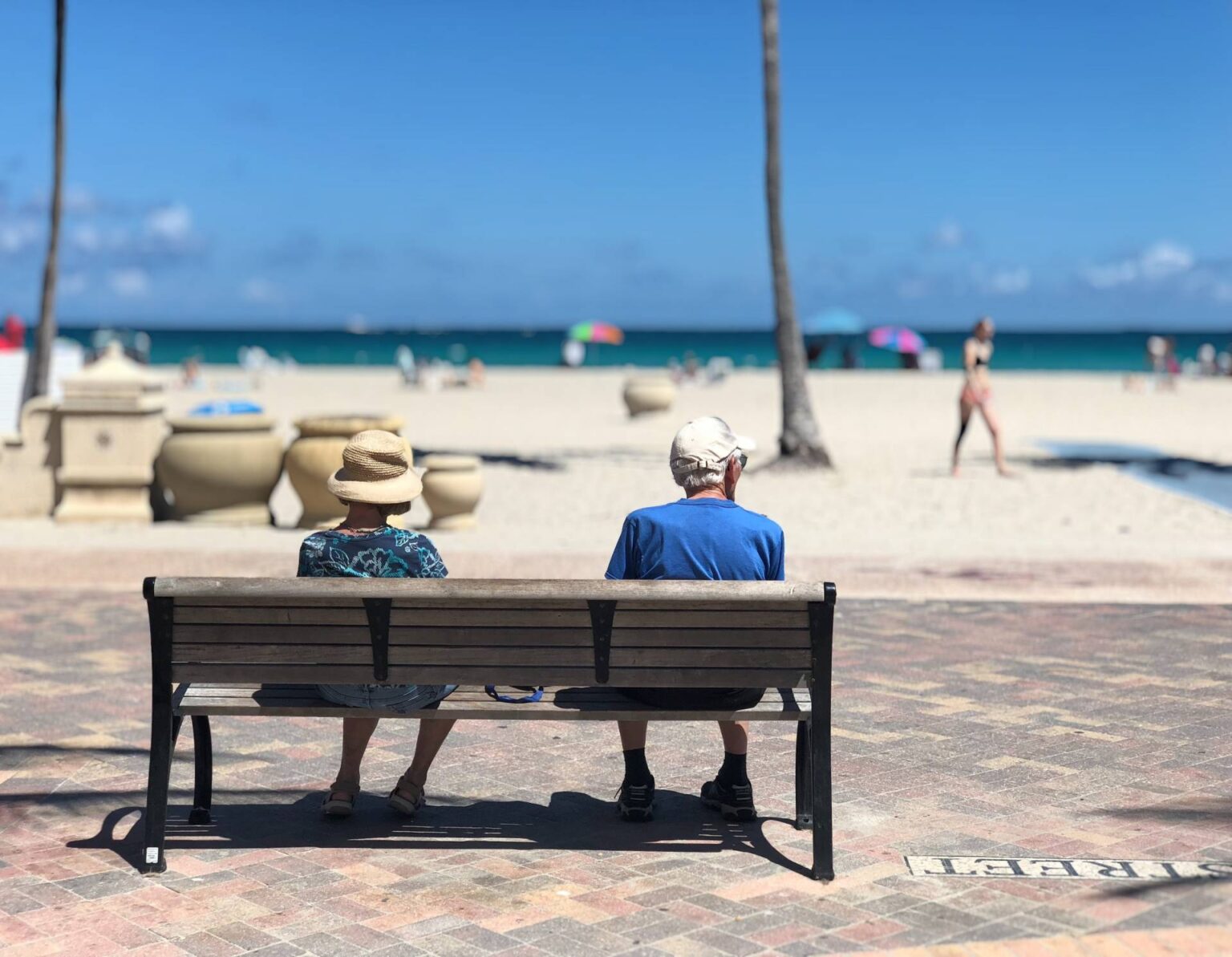 Retirement requires lots of different steps. Here are some very helpful tips to help make the transition to retirement as easy as possible.