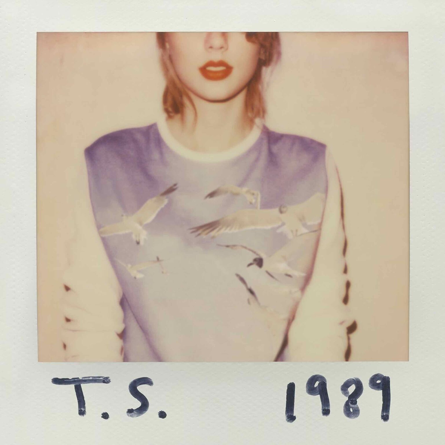 The Swifties claim Taylor Swift will re-release '1989' any day now. Grab your guitars and dive into the hype around the re-release of the songs from '1989'. 