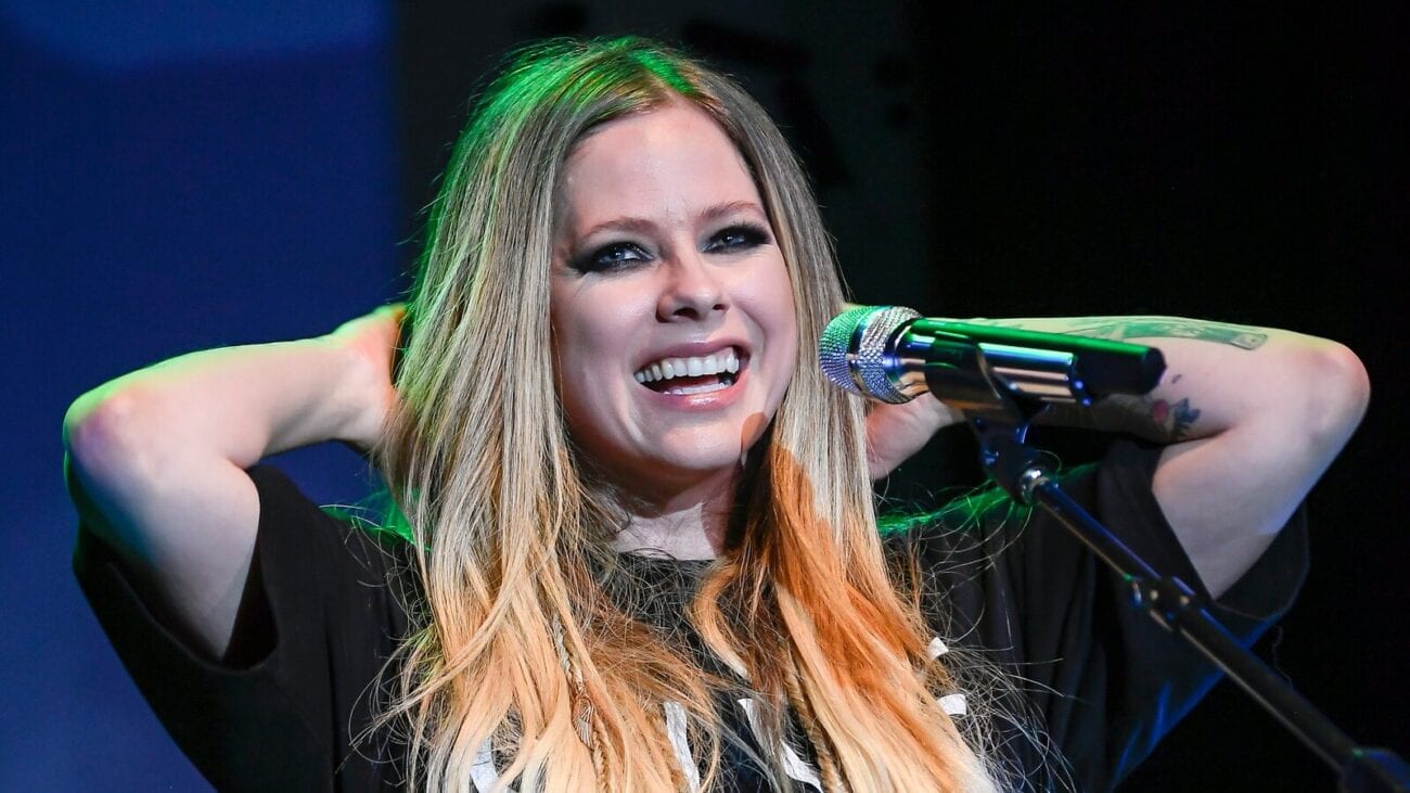 Is Avril Lavigne Real Revisit The Bizzare Conspiracy Theory About Her Death Film Daily