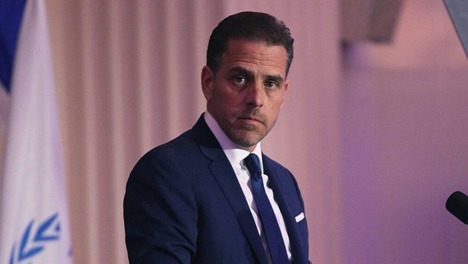 Hunter Biden is certainly no stranger to controversy, and his name manages to make headlines every couple of months. Will this ruin his net worth?