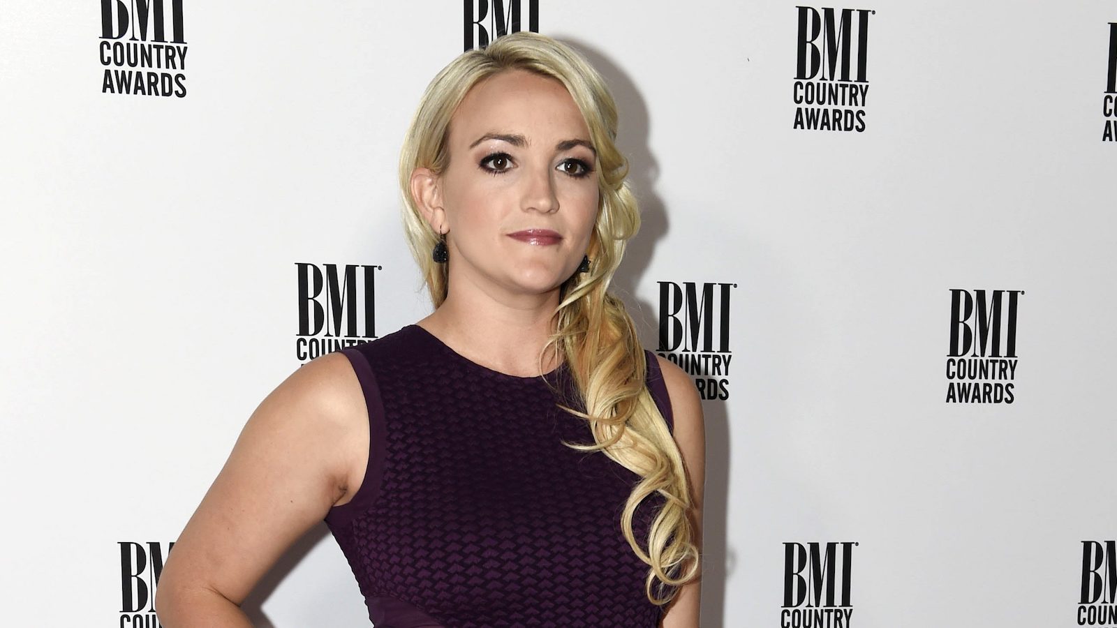 Is Jamie Lynn Spears Fighting To Freebritney In Silence Film Daily
