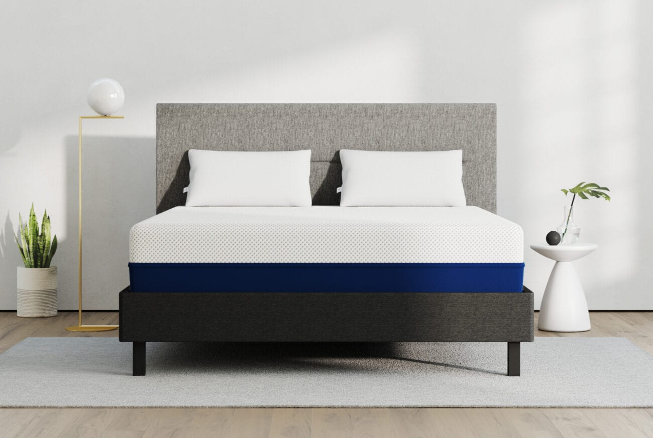 The right mattress makes a big difference. Here are some of the best mattresses you can buy for back and neck pain.