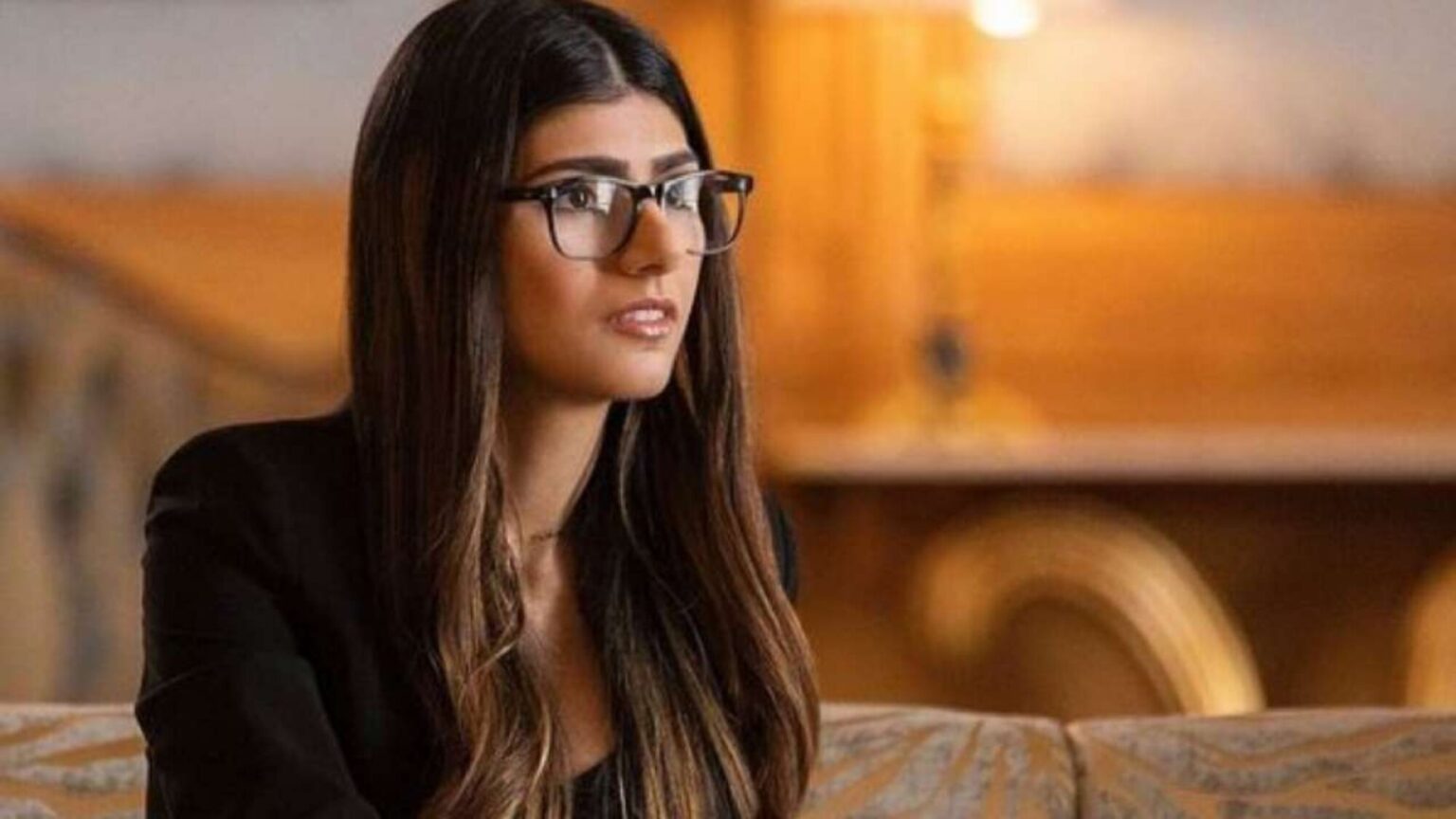In a series of TikTok videos, Mia Khalifa is taking on the porn industry. See why she's riled up about her past xxx days and what she's saying now.