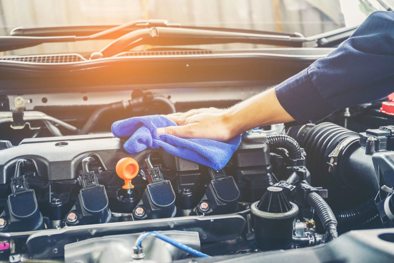 Some people may tell you that you should not wash your car engine with a pressure washer. But it's actually one of the quickest and most effective ways of cleaning it.