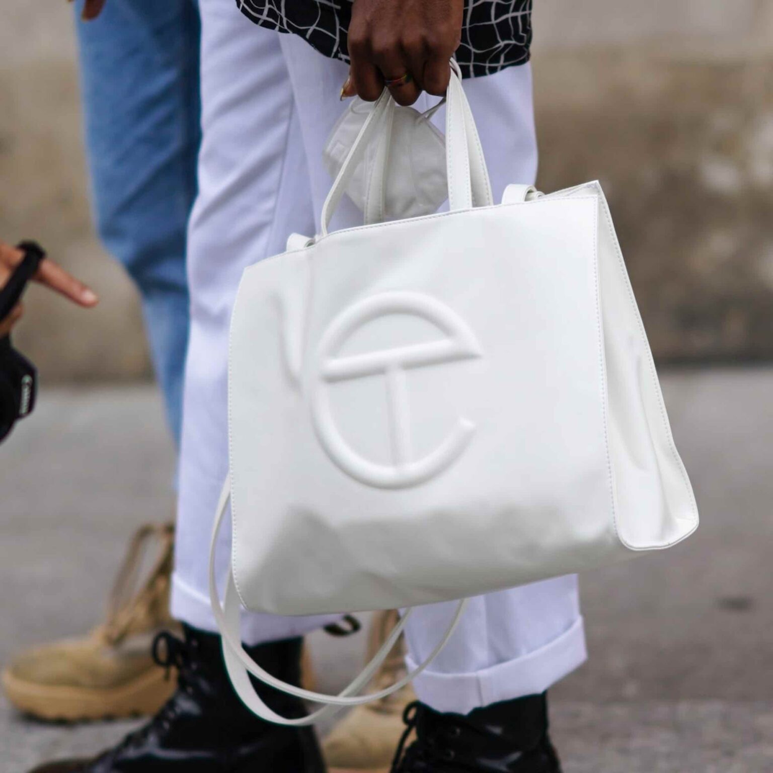 Twitter is going nuts over the new Telfar bags that not even Kim Kardashian can get. Shop til you drop as you dive into these tweets on the new Telfar bags. 